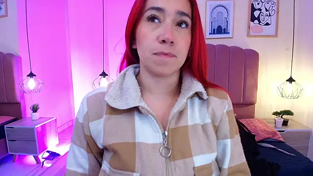 Celestee15  online show from 11, 5, 2026