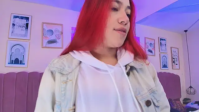 Celestee15  online show from 11, 6, 2026