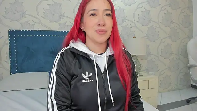 Celestee15  online show from 15, 6, 2026