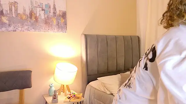 Grecia Miller  online show from 18, 2, 2026