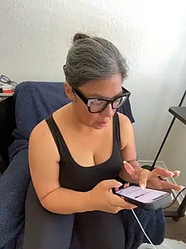 BettyWhispers online show from 15, 3, 2026