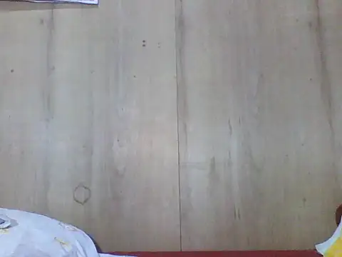 Snapshot of Petite_elise chatting on 5, 4, 2026 Petite elise online show from 5, 4, 2026