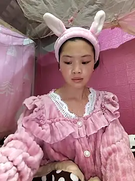 Quieny-x online show from 21, 12, 2025