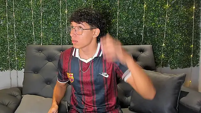 Antoniio miller online show from 17, 12, 2025