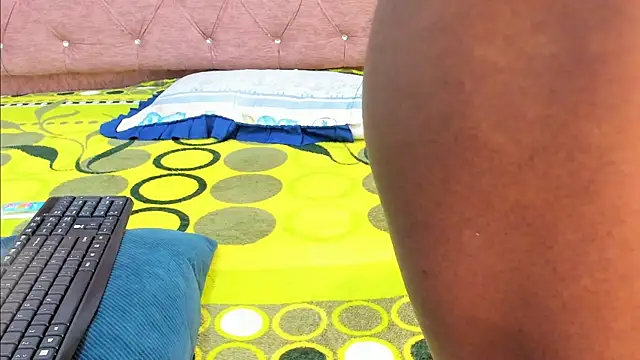 Jazmin040  online show from 15, 1, 2026