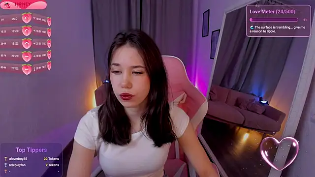 Nicoll Cherry online show from 8, 1, 2026