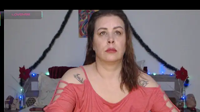 Snapshot of _Mmmoonlight_ chatting on 20, 12, 2025 Mmmoonlight online show from 20, 12, 2025