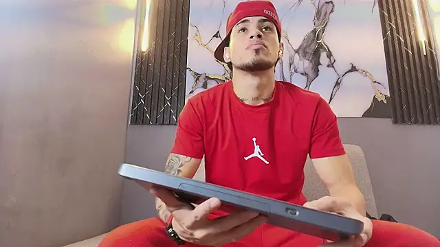 DAVIN 01 online show from 19, 12, 2025