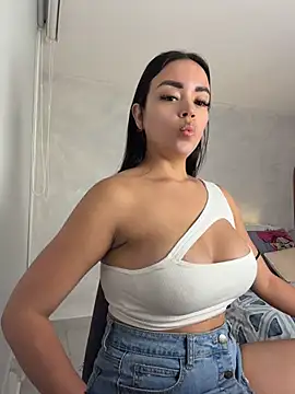 Snapshot of SamVega chatting on 24, 5, 2026 SamVega online show from 24, 5, 2026
