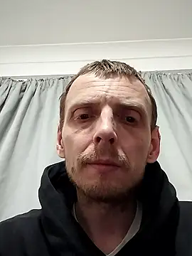 CrookedBunk3527 online show from 11, 1, 2026