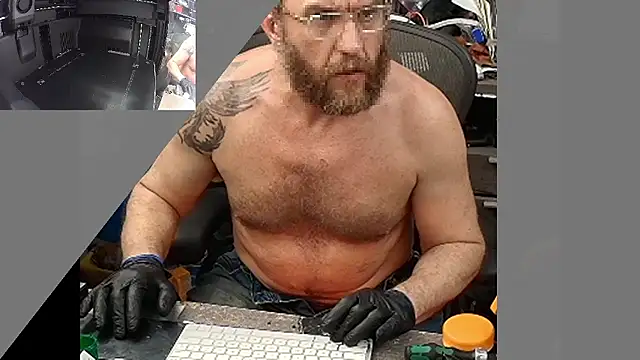 HouseOfHans online show from 9, 1, 2026