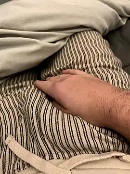 Snapshot of harrygeorge18 chatting on 11, 1, 2026 harrygeorge18 online show from 11, 1, 2026