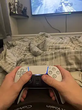 Snapshot of harrygeorge18 chatting on 12, 1, 2026 harrygeorge18 online show from 12, 1, 2026