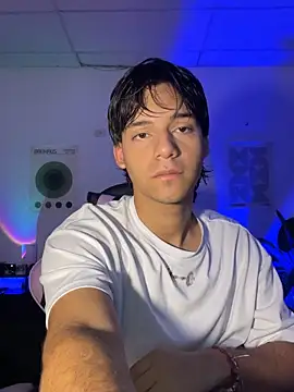 CrisotpherMoretti online show from 22, 12, 2025