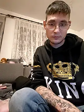 Snapshot of hotchris0708 chatting on 16, 12, 2025 hotchris0708 online show from 16, 12, 2025