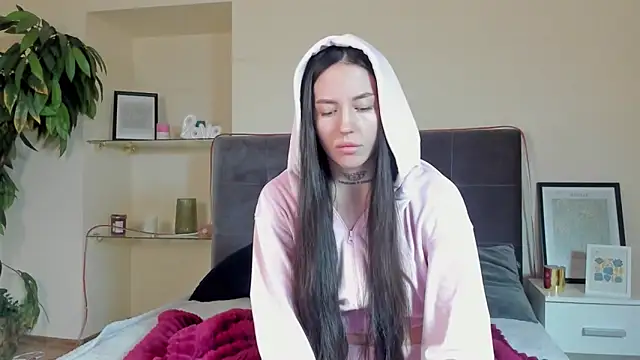 Snapshot of AdrianaCult chatting on 9, 2, 2026 AdrianaCult online show from 9, 2, 2026