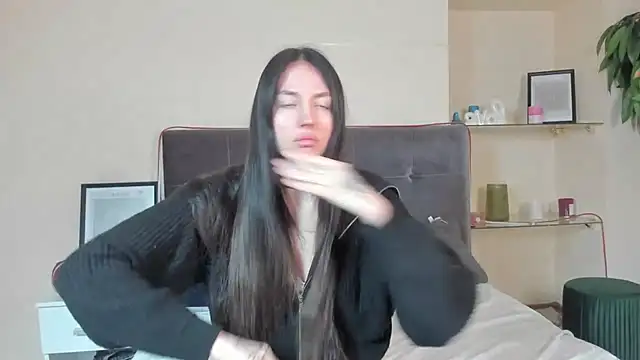 Snapshot of AdrianaCult chatting on 5, 3, 2026 AdrianaCult online show from 5, 3, 2026