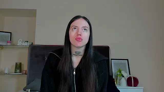 Snapshot of AdrianaCult chatting on 9, 3, 2026 AdrianaCult online show from 9, 3, 2026