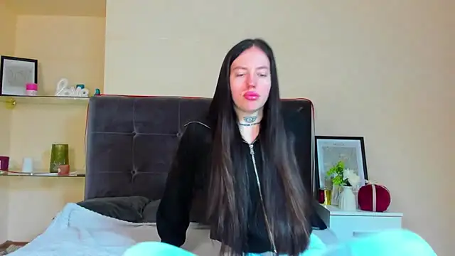 Snapshot of AdrianaCult chatting on 25, 3, 2026 AdrianaCult online show from 25, 3, 2026