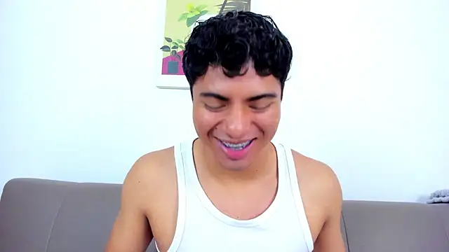 Snapshot of cherry_blossom77 chatting on 20, 12, 2025 cherry blossom77 online show from 20, 12, 2025