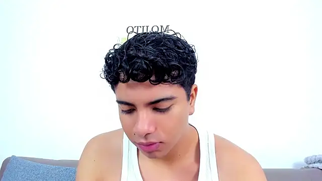 Snapshot of cherry_blossom77 chatting on 22, 12, 2025 cherry blossom77 online show from 22, 12, 2025