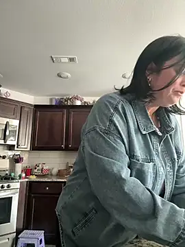 Miabelle2233 online show from 1, 2, 2026