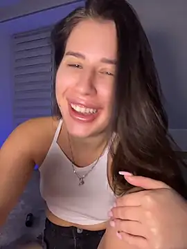 Snapshot of Lira_Fayeee chatting on 8, 6, 2026 Lira Fayeee online show from 8, 6, 2026