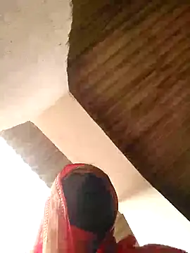 Karisma sekhavat online show from 22, 12, 2025