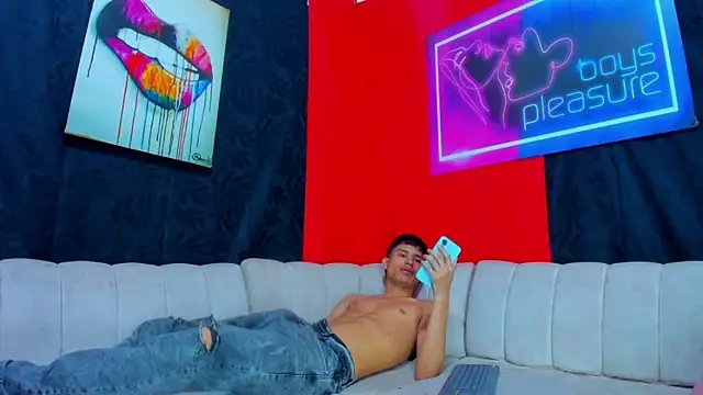 Damian and theo online show from 12, 1, 2026