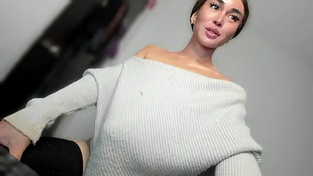 mxshemale ladyboy online show from 15, 5, 2026