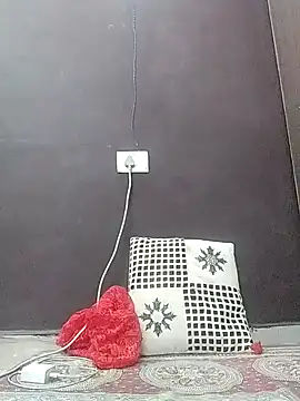 Snapshot of Mona_darling11 chatting on 19, 12, 2025 Mona darling11 online show from 19, 12, 2025