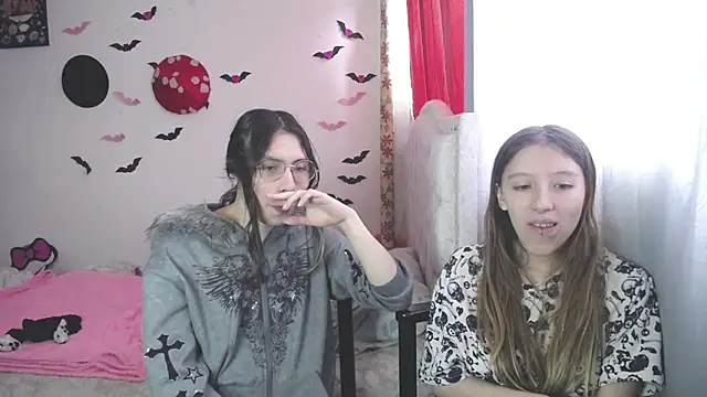 Briar y Blair online show from 24, 3, 2026