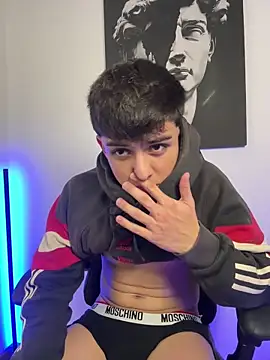 lian fooxx online show from 14, 5, 2026