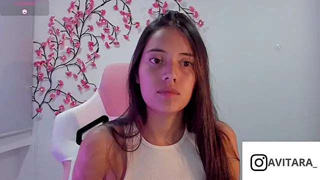 vanesita  online show from 14, 5, 2026