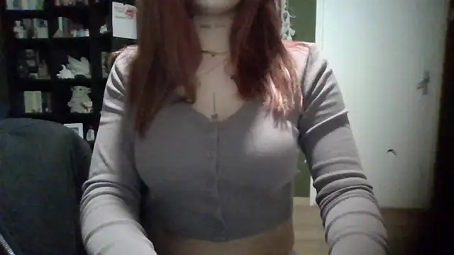 babyfireee online show from 18, 12, 2025