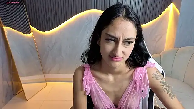 Tifany Tx online show from 11, 6, 2026