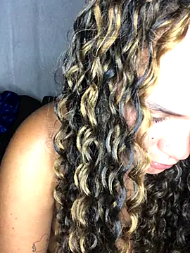 Geelalmeida online show from 19, 12, 2025