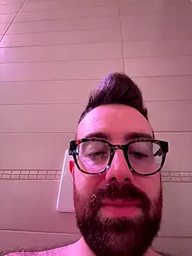 Snapshot of RickyGay94 chatting on 18, 12, 2025 RickyGay94 online show from 18, 12, 2025