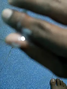 Snapshot of _alexzz1155_ chatting on 18, 12, 2025 alexzz1155 online show from 18, 12, 2025