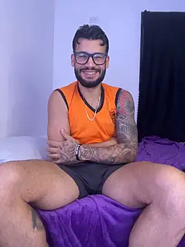 Snapshot of thedragonboyxxx chatting on 19, 12, 2025 thedragonboyxxx online show from 19, 12, 2025