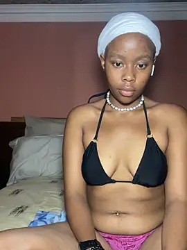 yellowjewelgirl online show from 17, 12, 2025