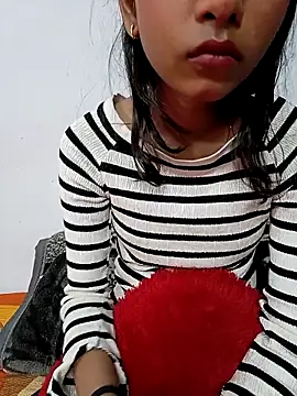 Mustardqueen62 online show from 5, 1, 2026