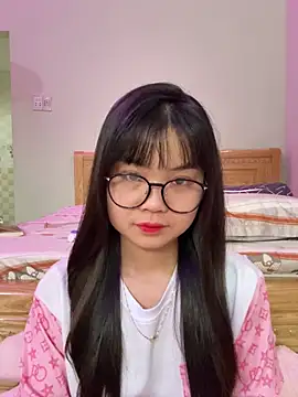 Snapshot of ___KARA___ chatting on 24, 3, 2026 KARA online show from 24, 3, 2026