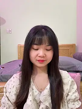 Snapshot of ___KARA___ chatting on 4, 4, 2026 KARA online show from 4, 4, 2026