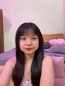 Snapshot of ___KARA___ chatting on 11, 4, 2026 KARA online show from 11, 4, 2026