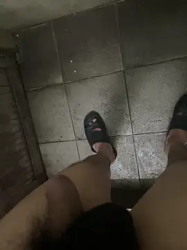 Snapshot of Anhyeuem1950 chatting on 5, 2, 2026 Anhyeuem1950 online show from 5, 2, 2026