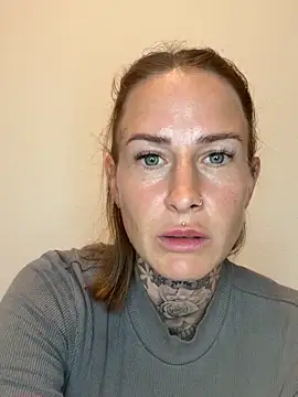 Klarry69 online show from 10, 4, 2026