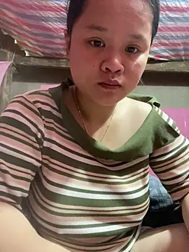 Snapshot of Thanhhuyen001 chatting on 20, 12, 2025 Thanhhuyen001 online show from 20, 12, 2025