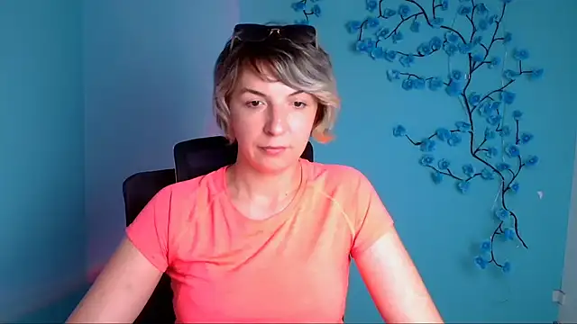 Lana Foxyy online show from 19, 5, 2026