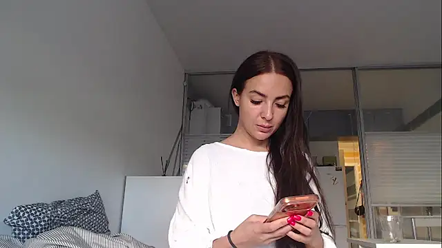 MilaMex online show from 4, 6, 2026